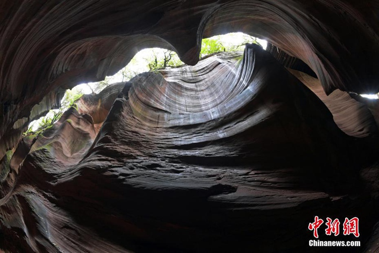 대자연의 재발견: 산시 간취안에 펼쳐진 ‘대협곡’의 아름다움