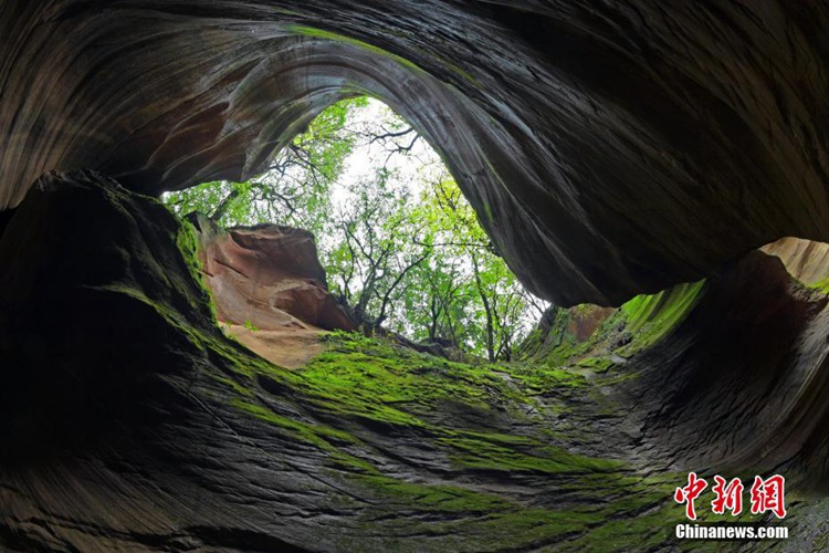대자연의 재발견: 산시 간취안에 펼쳐진 ‘대협곡’의 아름다움