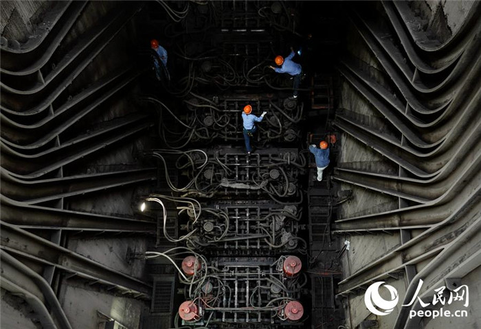 제2회 전국산업사진전 개막…사진 6만 8천 점 중국 성과 전시