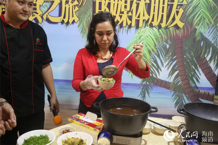원창의 먹거리 ‘바오뤄펀’, 손수 만들어 보는 내외신 기자들