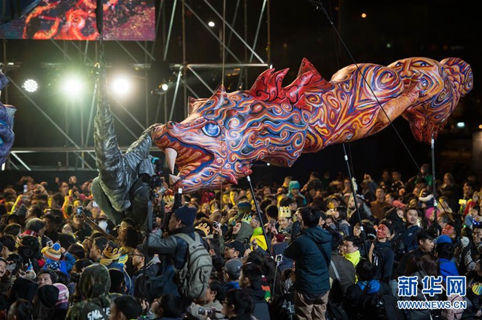 이색적인  ‘마카오 인터내셔널 퍼레이드’, 반환 18주년 기념