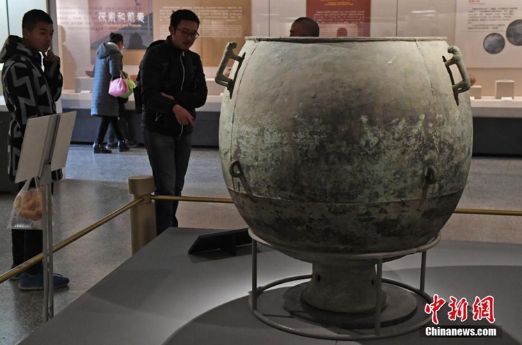 ‘당번고도’ 문물 245점 란저우에 등장, 연선 지역과 민족의 옛 모습 재현