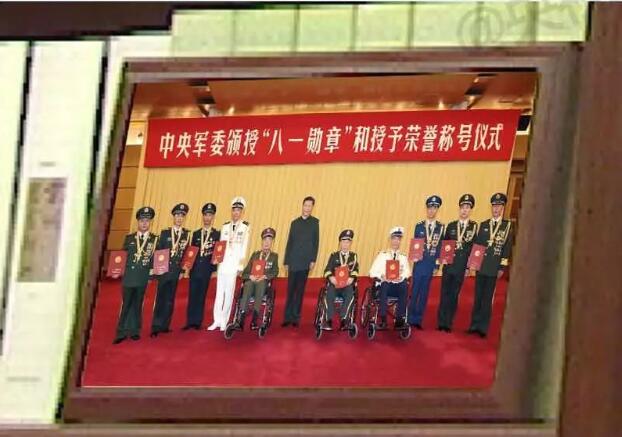 시진핑 주석 집무실의 15개 사진, 어떤 메시지 담고 있나?