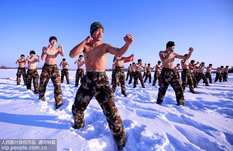 영하 30도 웃도는 중국 북방 국경 지역에서 펼쳐진 ‘혹한기 훈련’