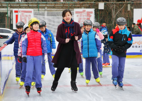 베이징시 초•중 겨울스포츠 과목 개설, 동계올림픽 정신 