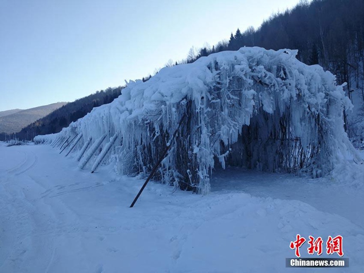 중국 길림성에 만들어진 ‘얼음 동굴’, 200m 길이에 탄성만 나와…