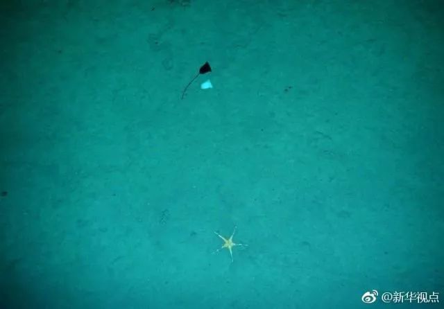 해저 세계로 출동! ‘첸룽 3호’의 첫 잠수 임무 완료