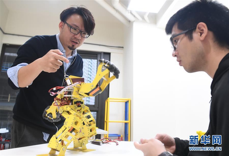 중국 대륙에서 로봇기반 조기교육 사업 일군 타이완 청년