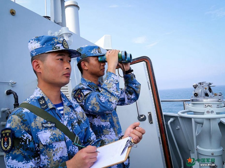 중국 남부전구를 지배하는 구축함 편대의 실전 해상훈련