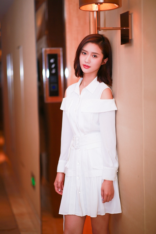 중국 안방극장 시청률 퀸 ‘한위눠’의 심플 패션