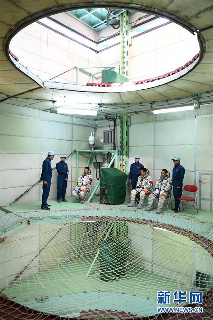 중국, 우주비행사 사막 야외 생존 훈련 성공리에 종료