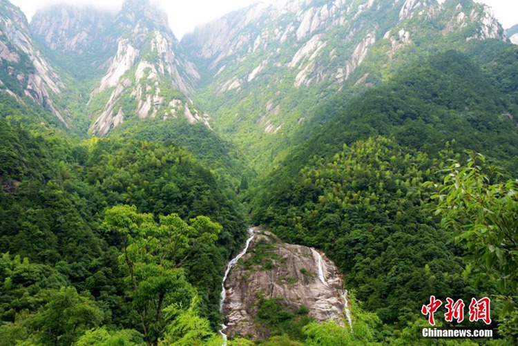 중국 신선들이 쉬다가는 안후이 황산山, 비 갠 후 펼쳐진 절경