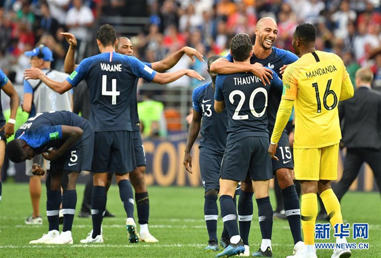 [월드컵] 프랑스-크로아티아 결승전, 6골 골잔치…프랑스 20년 만에 우승