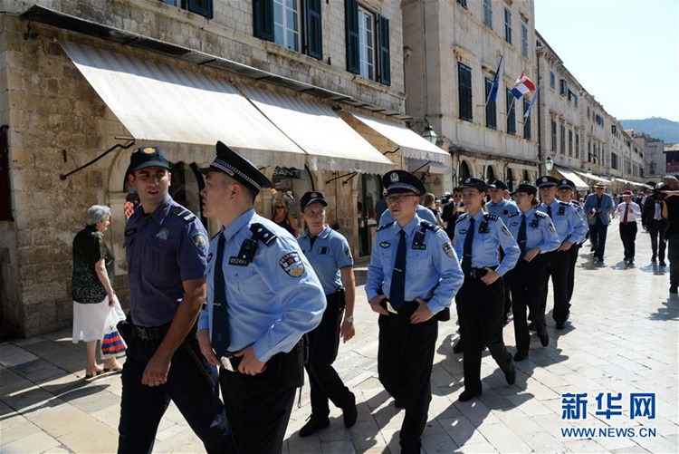 크로아티아서 중-크 경찰 연합순찰 진행