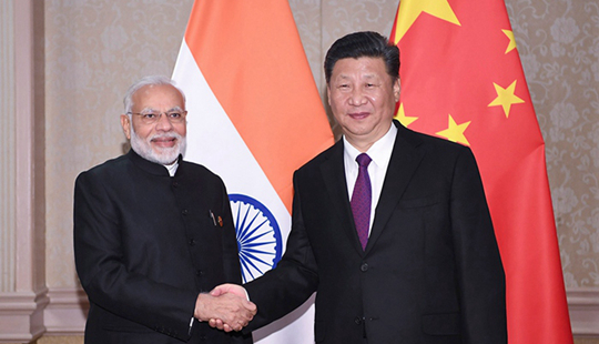 시진핑, 모디 인도 총리와 만남