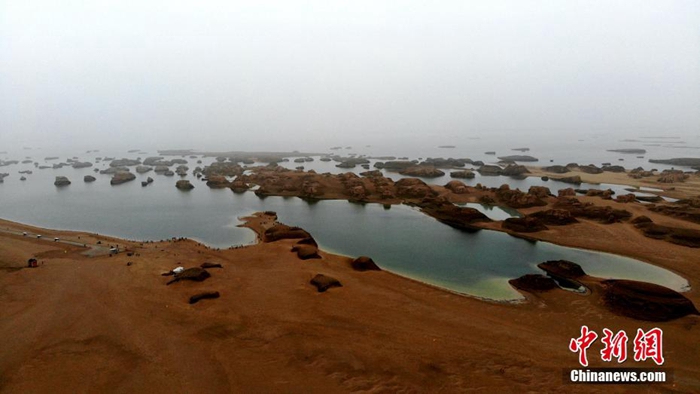 차이다무의 환상적인 비경…‘새와 섬의 호수’ 칭하이