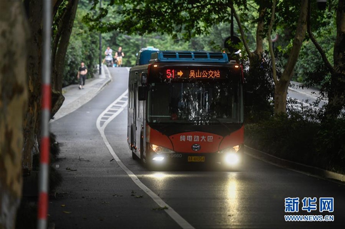 중국 항저우 전기버스 2000대 운영, ‘무배출, 무오염’ 도시 등극