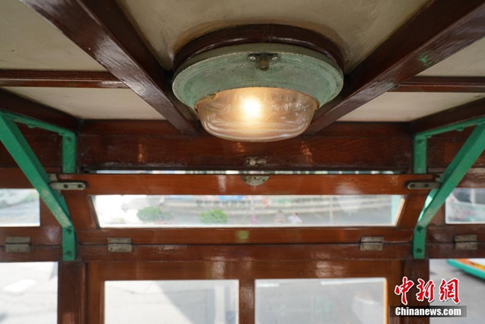 홍콩 시민들과 100년 함께한 '2층 트램' 오늘도 달린다