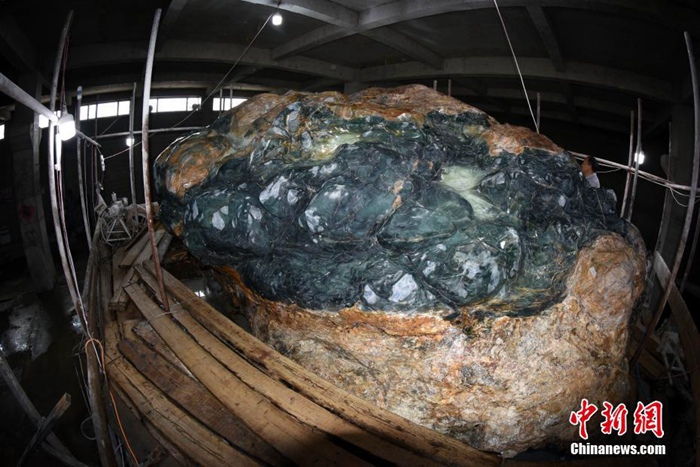 세계 최대 옥 조각품 ‘창청’ 제작 돌입…신중국 설립 70주년에 헌정