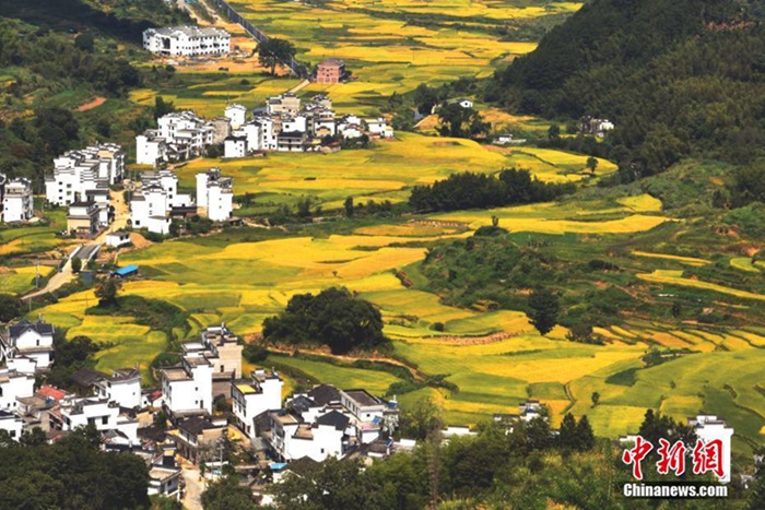 중국서 ‘가장 아름다운 마을’ 장시 우위안이 빚어낸 한 폭의 수채화