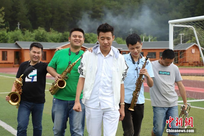 中 구이저우 시각장애 학생 밴드, 음악으로 ‘희망의 빛’ 찾다