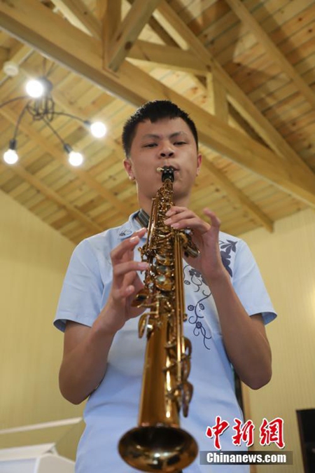 中 구이저우 시각장애 학생 밴드, 음악으로 ‘희망의 빛’ 찾다