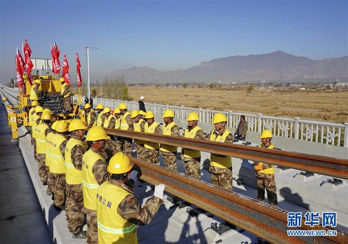 베이징-장자커우 50분대 주파 고속철도, 레일 공사 속도 높인다