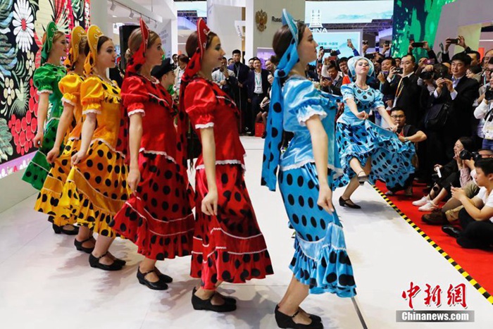 제1회 중국국제수입박람회…러시아 문화 체험