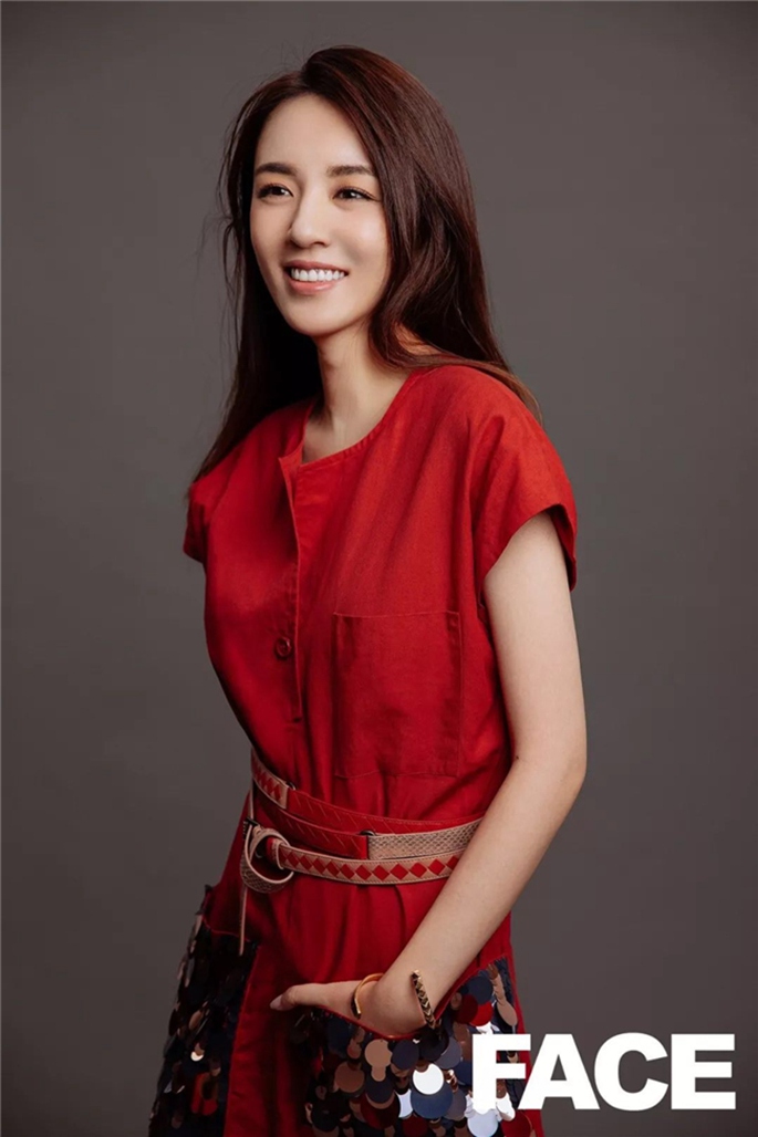 인기 女배우 왕샤오천, 그녀의 4가지 컨셉