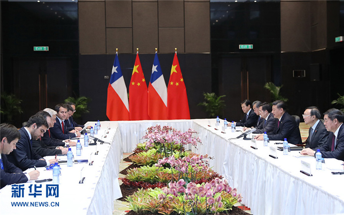 시진핑, 세바스티안 삐네라 칠레 대통령 만나 