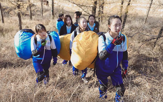 중국 동북 최초 女대생 패러글라이딩팀 동아리 탄생