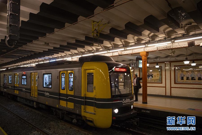 아르헨티나 부에노스아이레스, 중국산 지하철 정식 도입