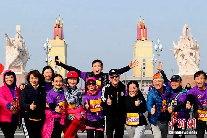 난징창장대교서 미니 마라톤 대회 개최…‘증명•탄생’