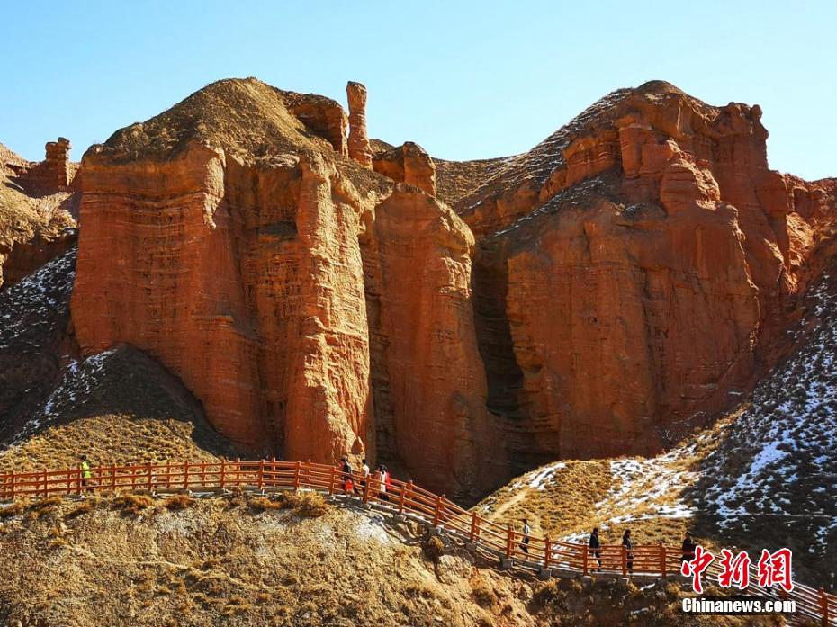 중국 간쑤 장예 ‘빙구단하’, 10대 지리 경관의 위엄