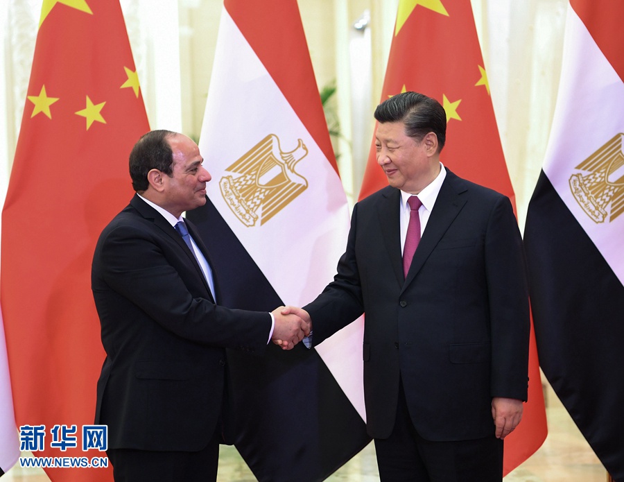 25일, 시진핑(習近平) 국가주석이 베이징 인민대회당에서 압델 파타 엘시시 이집트 대통령을 만났다. [촬영: 신화사 옌옌(燕雁) 기자]