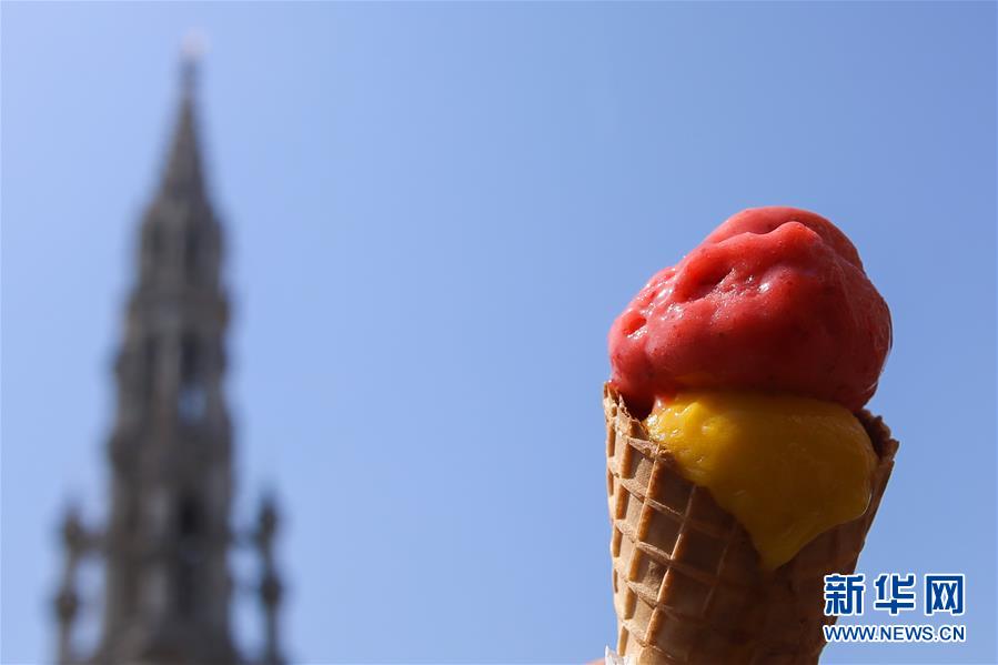 지난달 24일 벨기에 브뤼셀의 대광장에서 촬영한 아이스크림 [사진 출처: 신화망]
