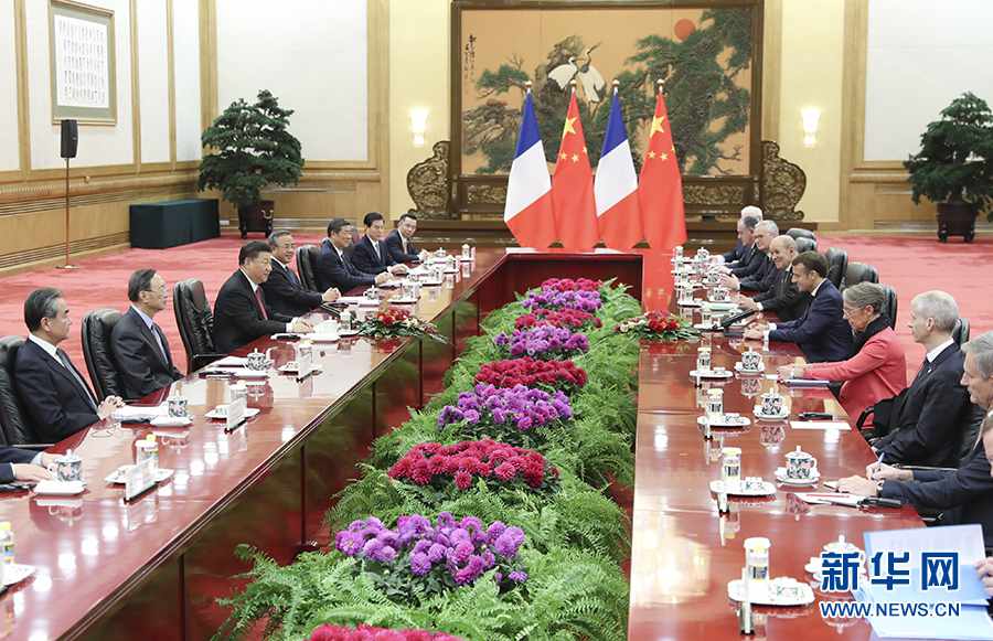 시진핑(習近平) 중국 국가주석과 에마뉘엘 마크롱 프랑스 대통령이 지난 6일 중국 베이징 인민대회당에서 양자회동을 하고 있다. [사진 출처: 신화망]