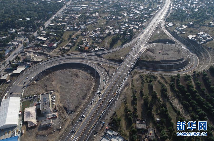 지난 18일 촬영한 파키스탄 카라코람 고속도로 2기 프로젝트 Havelian-Mansehra 고속도로 구간 [사진 출처: 신화망]