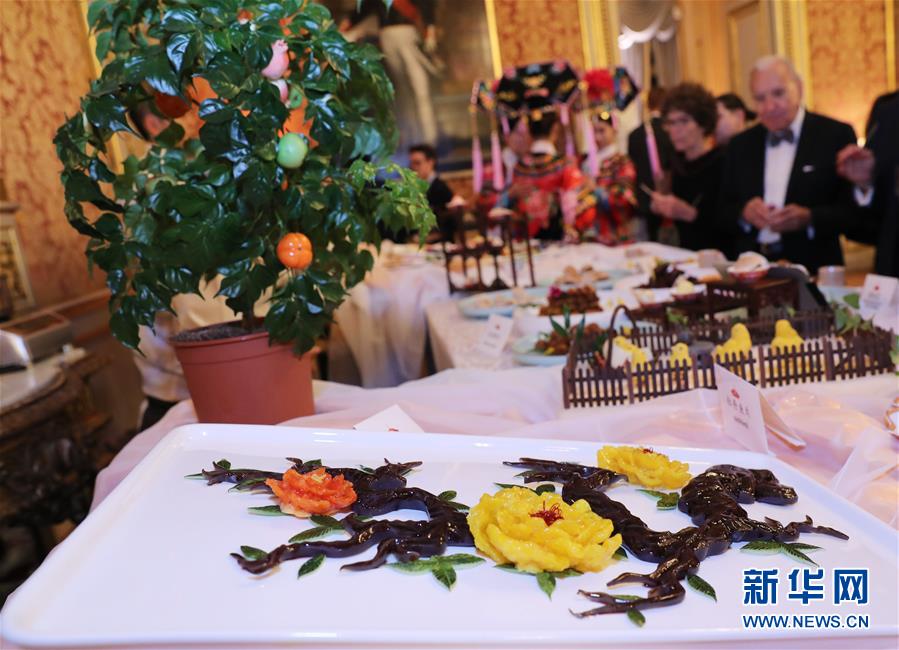 파리의 프랑스 외교부에서 중국의 ‘백가대원’ 식당이 내빈을 위해 궁중 요리를 선보였다. [12월 2일 촬영/사진 출처: 신화망]