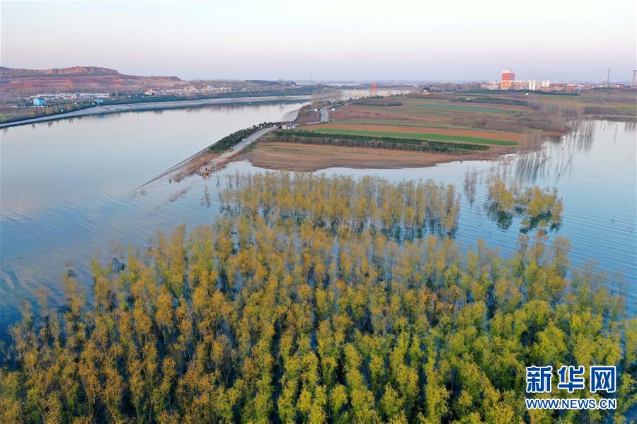 지난 10일 드론으로 촬영한 허난성 난양시 시촨(淅川)현 단장커우 저수지 풍경 [사진 출처: 신화망]