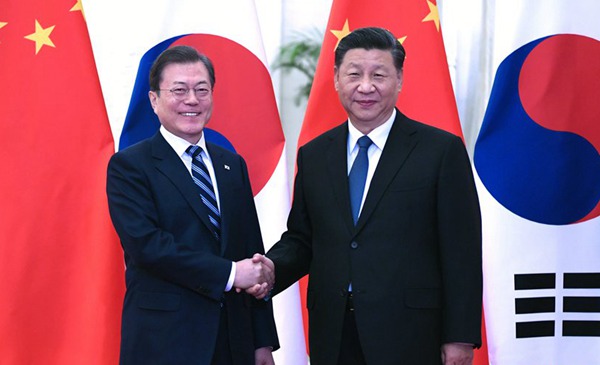 시진핑 주석, 문재인 한국 대통령과 만나
