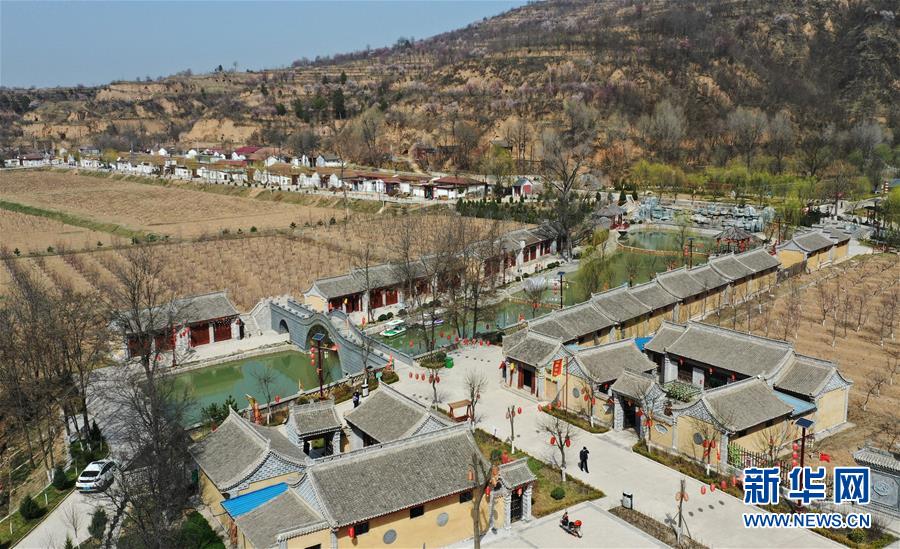 간쑤성 핑량시 징촨현 징밍향 바이자촌 이주민 거주지 [3월 19일 드론 촬영/사진 출처: 신화망]