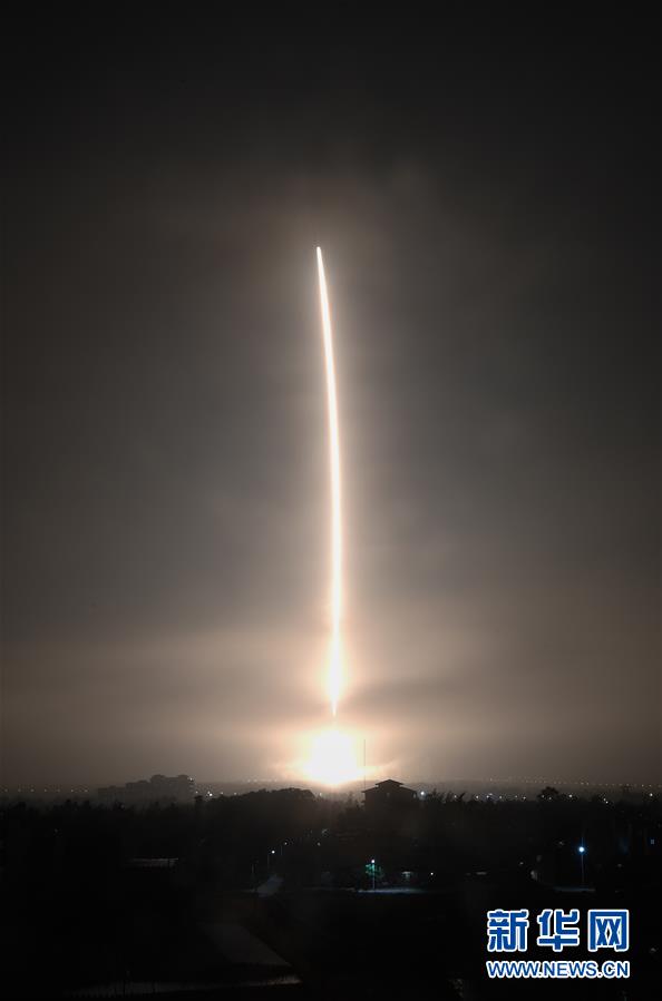 3월 12일, 창정 7호 개량형 운반로켓이 하이난(海南)성 원창 우주발사장에서 발사됐다. [사진 출처: 신화망]