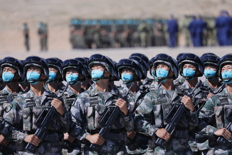 8월 9일, ‘서부∙연합-2021’ 훈련 개시식에서 촬영한 육군 방공병부대 [사진 출처: 신화사]