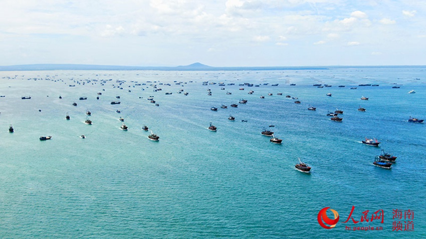[포토] 남중국해 휴어기 종료, 하이난 린가오 출항 중인 배들
