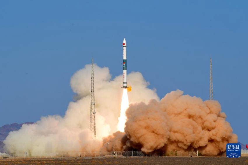 중국 지린 1호 가오펀 02F 위성 발사 성공