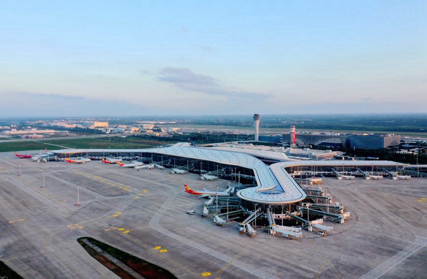 中 하이커우 메이란 국제공항 제2터미널 개장