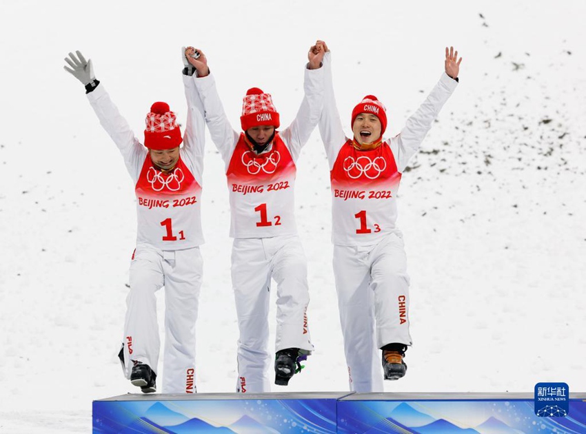 [올림픽] 프리스타일 스키 혼성 단체 에어리얼 결승전, 中 은메달 획득