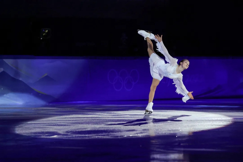 러시아 올림픽위원회의 안나 셰르바코바가 연기를 선보이고 있다. [사진 출처: 신화사]