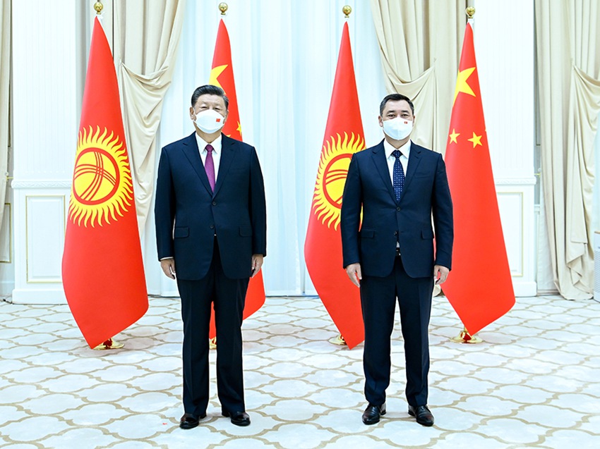시진핑 주석, 자파로프 키르기스스탄 대통령 만나